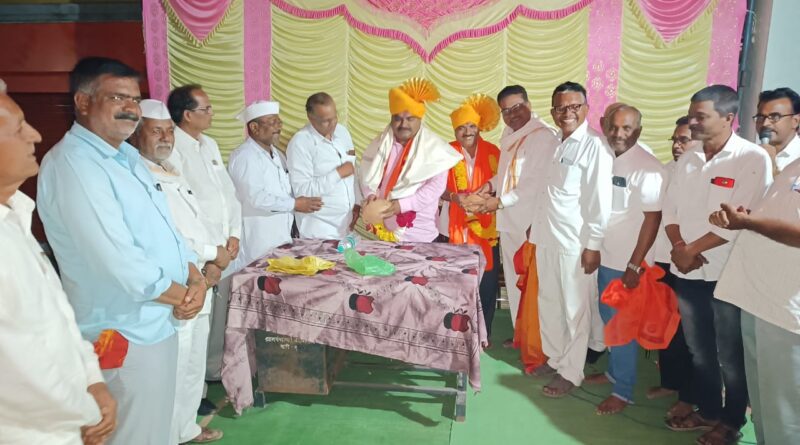 District Chief of Shiv Sena Pramod Labade was honored by all parties