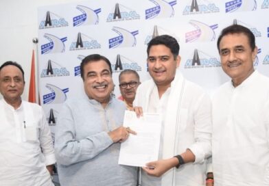 कोपरगाव – कोळपेवाडी रस्त्यासाठी केंद्र सरकारचा १५ कोटींचा निधी मंजूर – आ.आशुतोष काळे कोपरगाव – कोळपेवाडी रस्त्यासाठी केंद्र सरकारचा १५ कोटींचा निधी मंजूर – आ.आशुतोष काळे
